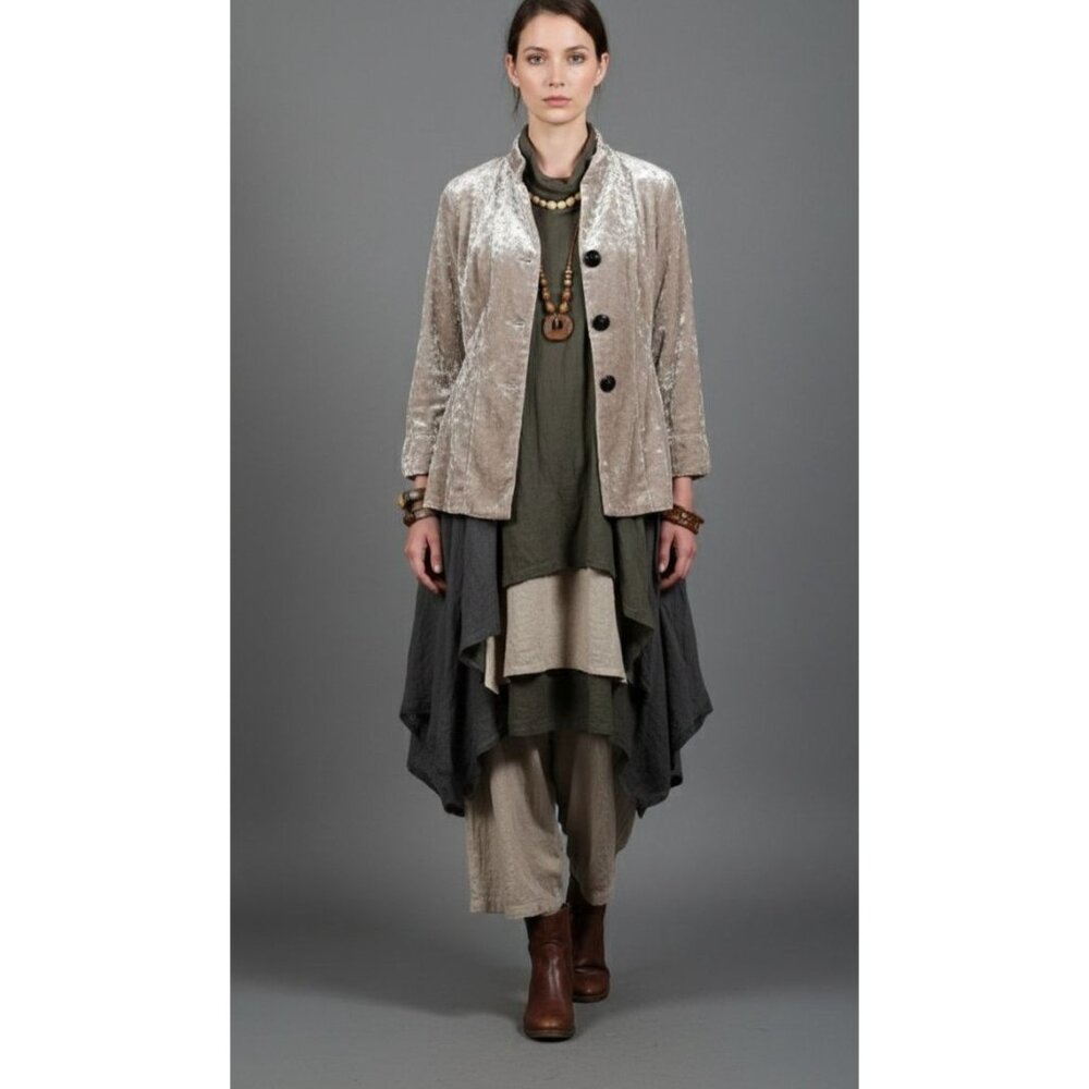 IC by Connie K Classic Lagenlook Artsey Crushed Velvet Jacket Tan Women's Small - Picture 13 of 13